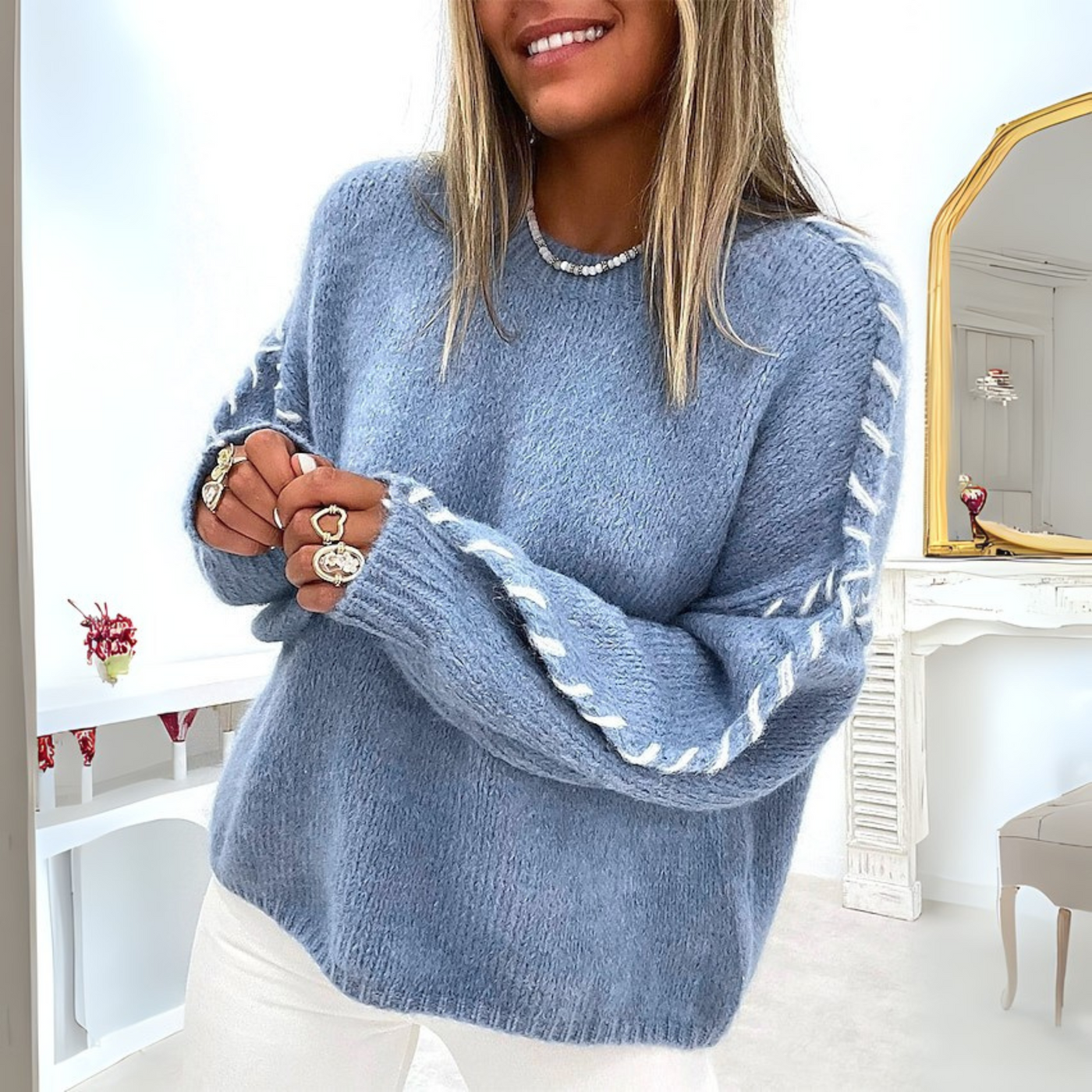 Elora – cozy round neck sweater