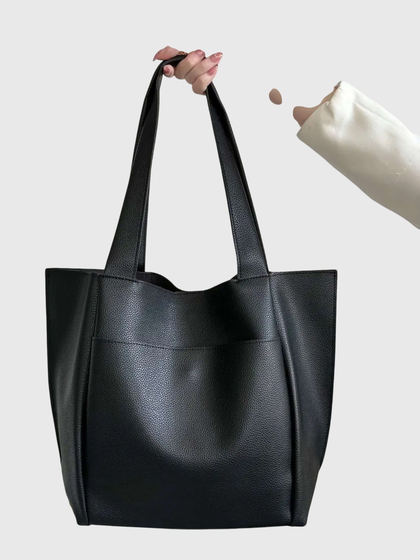 Clara - Versatile Structured Shoulder Bag for Daily Use