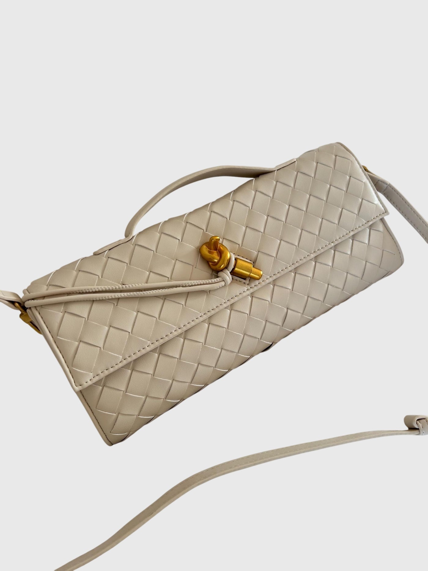 Camila - Elegant Slim Woven Clutch