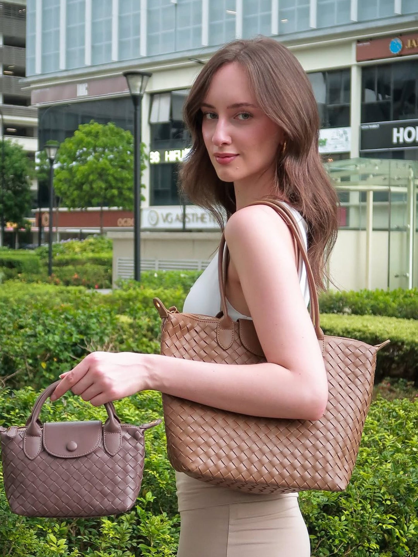 Isabelle - Oversized Braided Everyday Tote