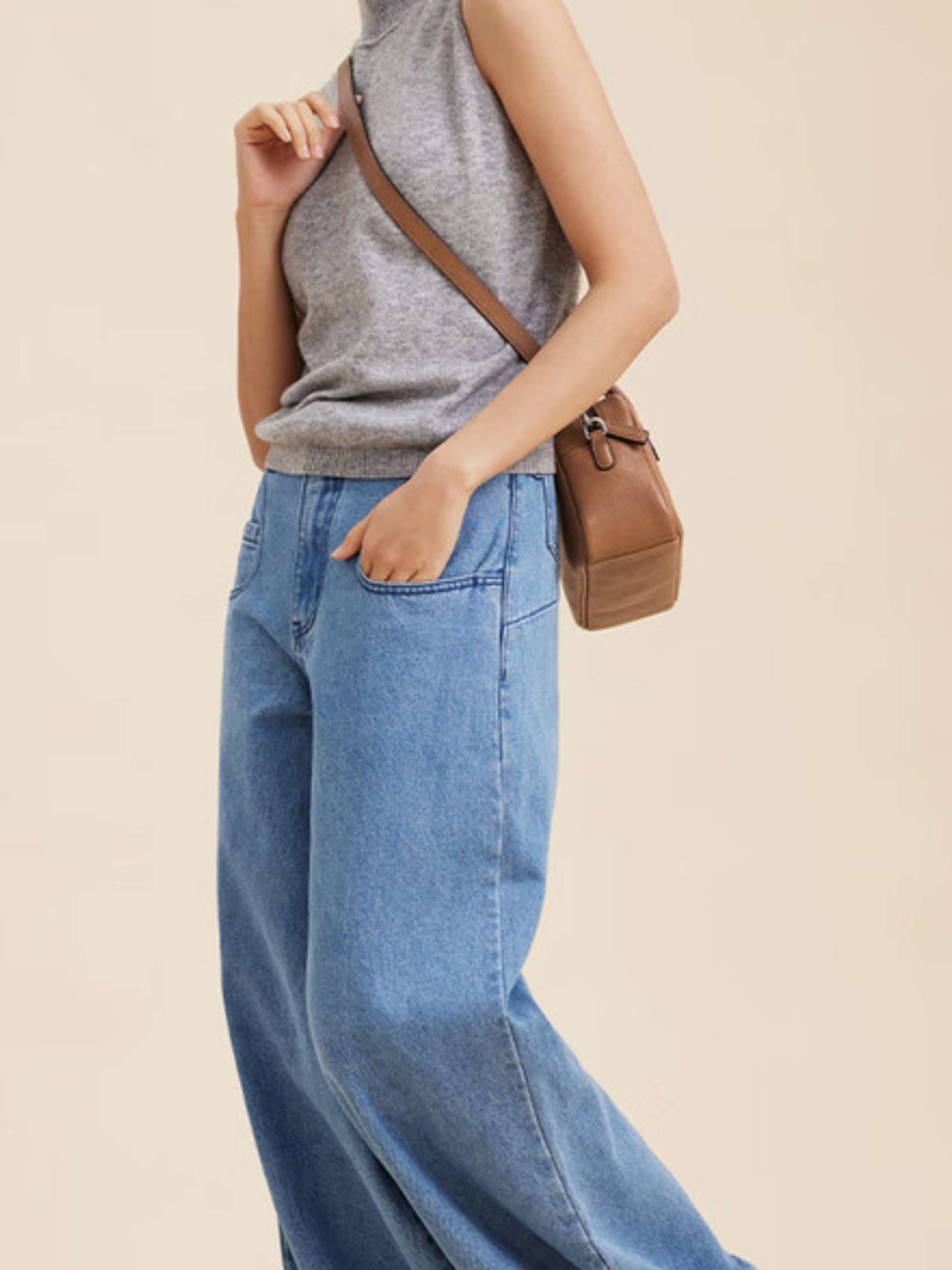 Eliza - Sleek Zip Square Handbag