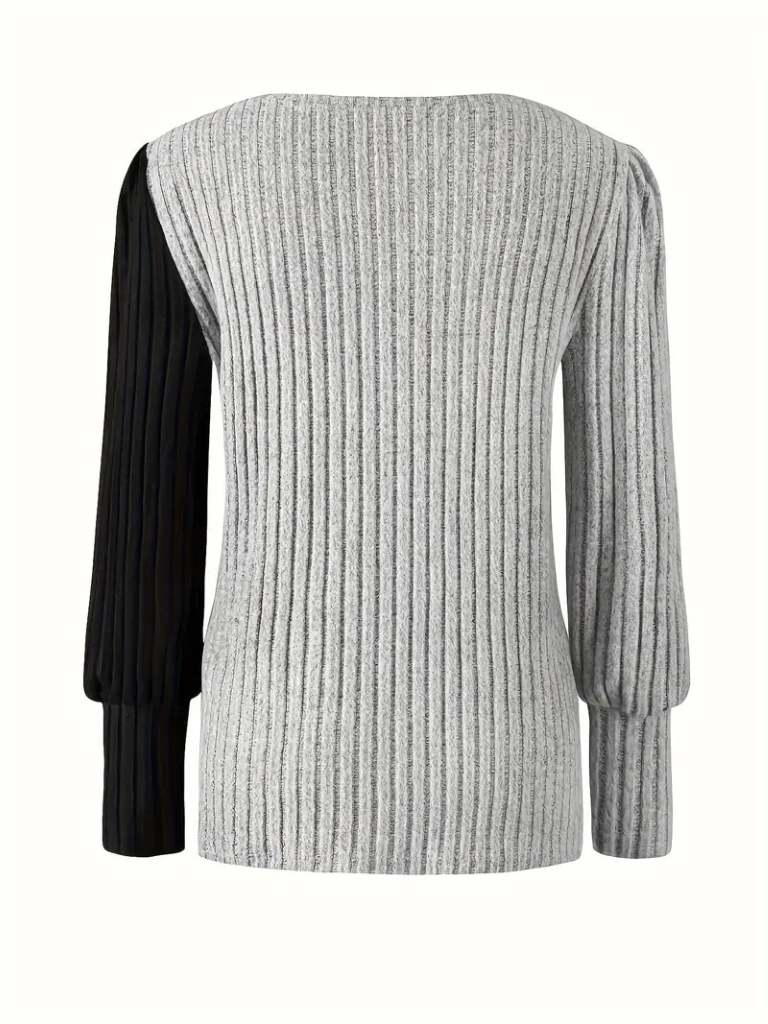 Claire - Relaxed Knit Long Sleeve Top