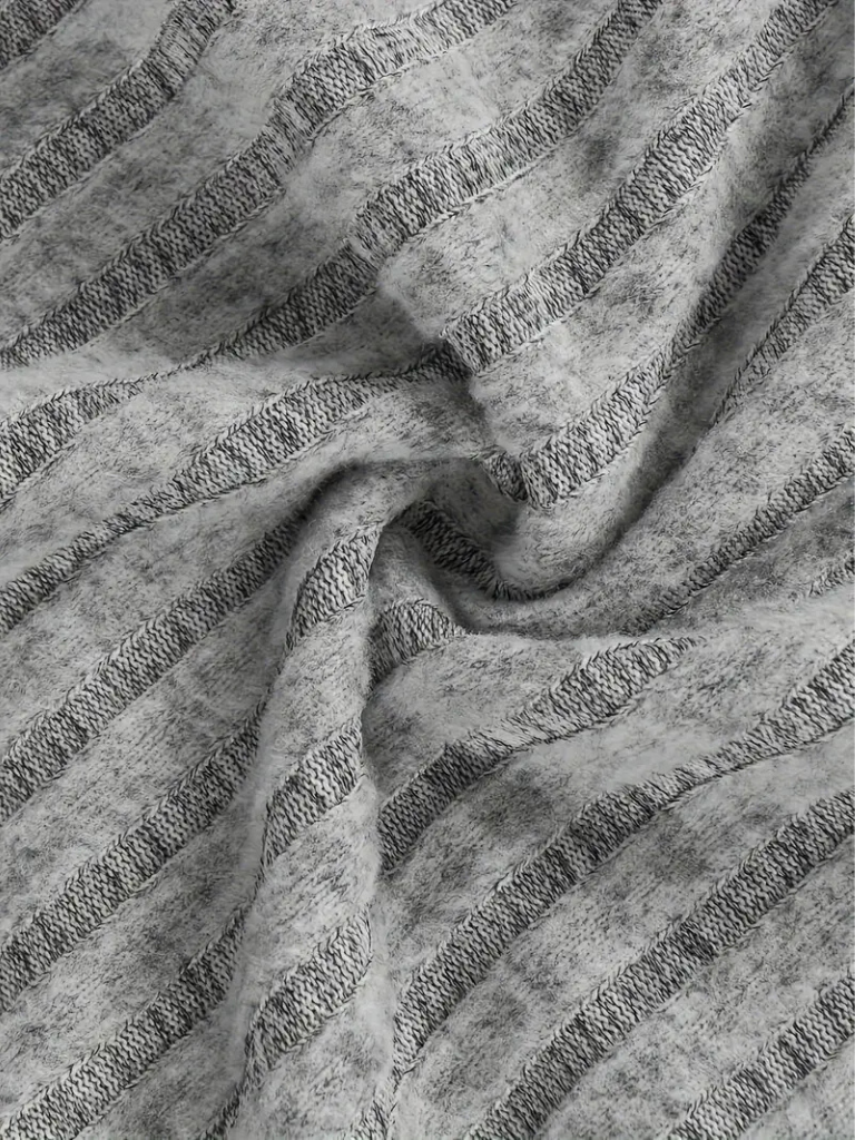 Claire - Relaxed Knit Long Sleeve Top