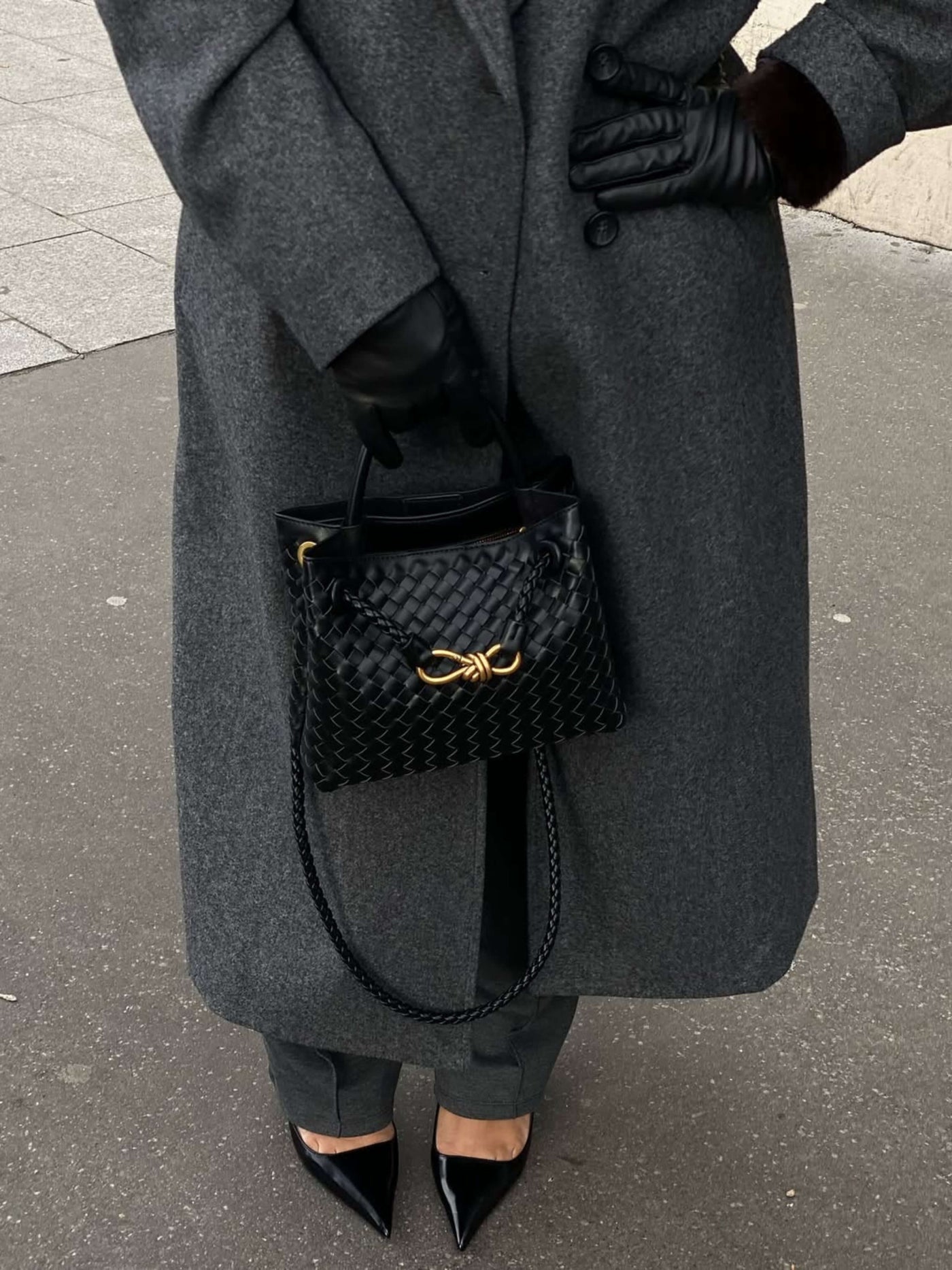 Eloise - Compact Woven Bag with Textured Design