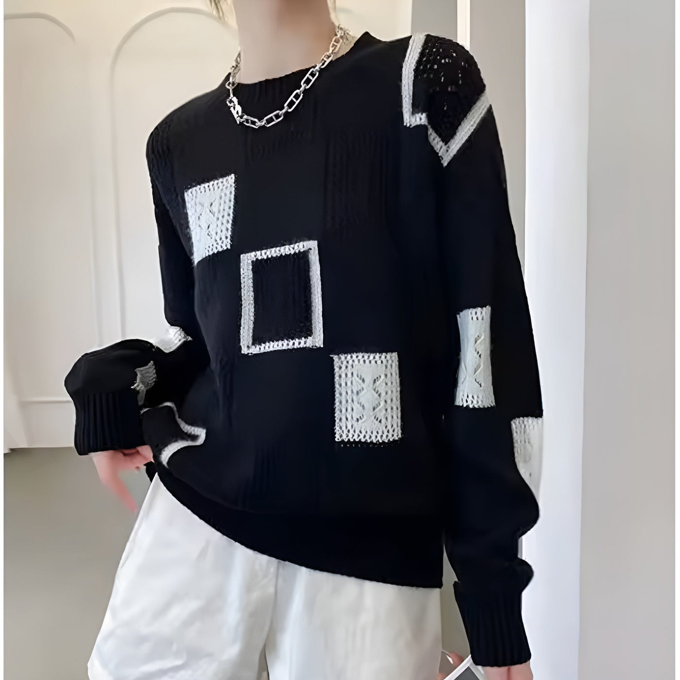 Claire - Women's Knit Sweater with Geometric Design